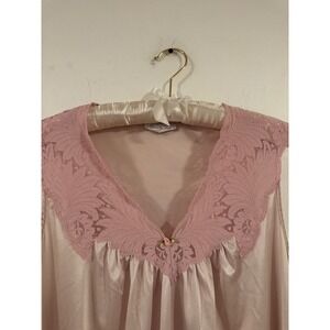 Vintage Vanity‎ Fair Gown